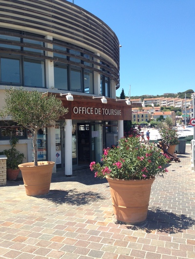 tourism office cassis